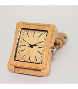 Volledig houten horloge
